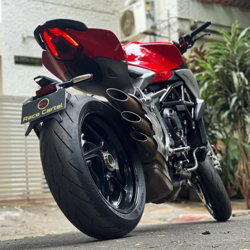 MV Agusta Brutale 800