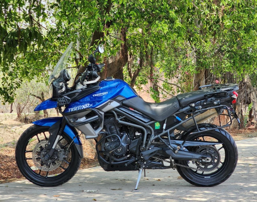 Triumph Tiger 800 XRX