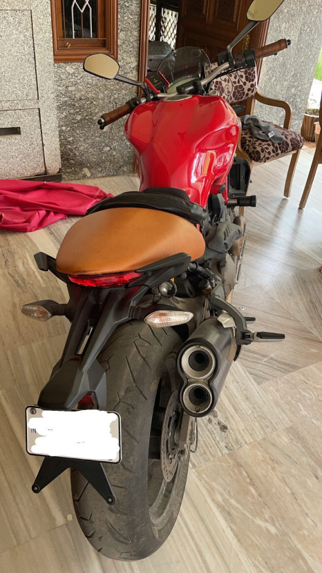 Ducati Monster 821